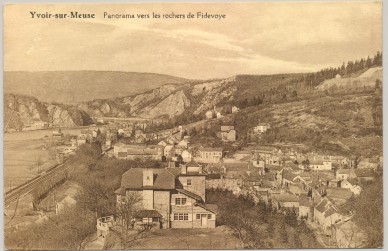 YVOIR PANORAMA VERS ROCHERS DE FIDEVOYE 24-08-1927.jpg